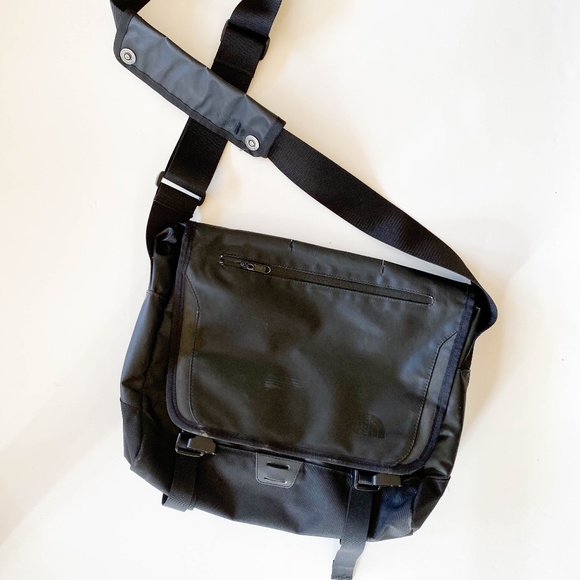tnf messenger bag